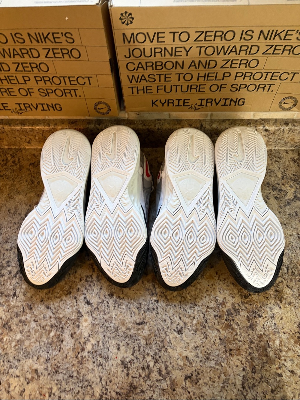 Kyrie 8 White university red - Picture 5 of 6